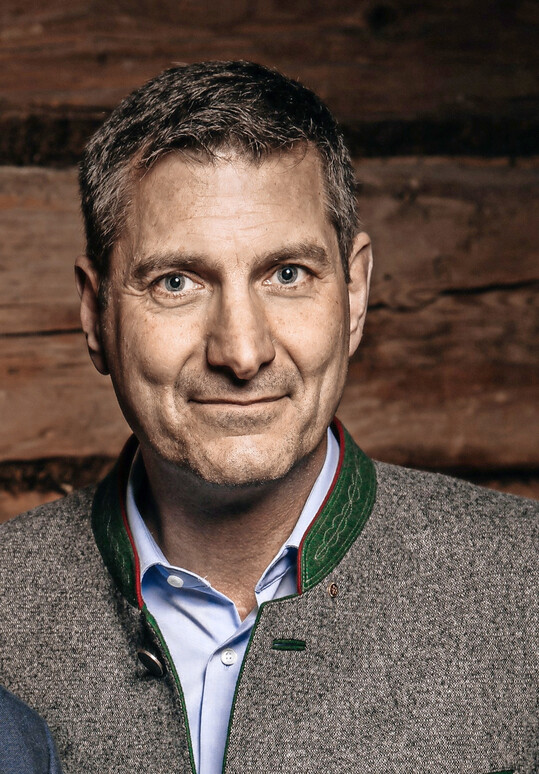 Florian Beierl, Geschftsfhrender Gesellschafter der Enzianbrennerei Grassl und zweiter Vorsitzender des Verbands der Bayerischen Spirituosenindustrie.