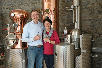 Marko und Anne Schn�rch von der Oberlandbrennerei.