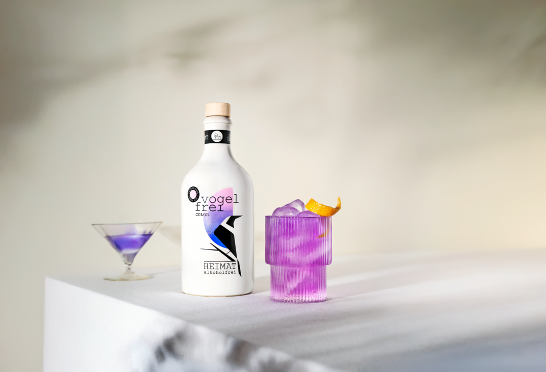 Vogelfrei Color Tonic: Die Heimat Distillers haben alles richtig gemacht – keine Anspielung, keine Verwendung von Spirituosenbezeichnungen.