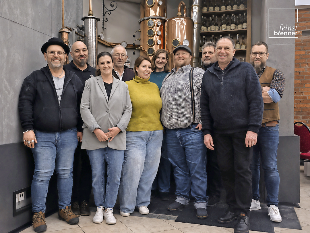Gründungsmitglieder bei der Gründungsversammlung (v.l.n.r.) - Gerrit Holzhueter, Michael Meier, Melanie Behl, Lothar Hausstein, Laura Simon, Andrea Koch, Wolfgang Hillreiner, Andreas Franzl, Arno Dirker und Alexander Thürer.
Auf dem Foto fehlen: Florian Behl, Franziska Bischof, Johannes Haas, Tim Haas, Markus Eder, Markus Raupach und Severin Simon