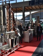 Blick auf den Messestand von Carl