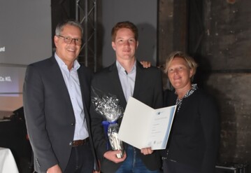 Jonas Klckner mit seinen Eltern Peter und Stephanie Klckner
