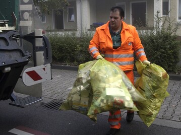 Sechs Monate nach Inkrafttreten hat die Zentrale Stelle Verpackungsregister eine verschrfte Gangart angekndigt und will bei festgestellten Versten die Vollzugsbehrden informieren.