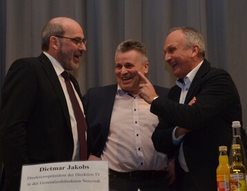 Dietmar Jakobs, Franz Wild und Gerald Erdrich im Gesprch. 