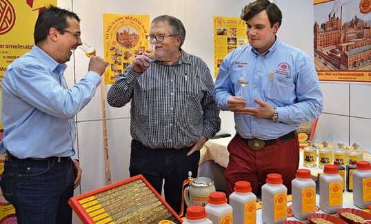 Ein Bild von der letzten "desta" - gute Laune am Stand des Malzherstellers Weyermann.